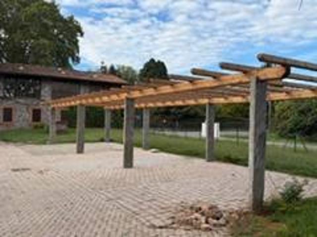 Locale Commerciale in affitto a Bozza, Brebbia