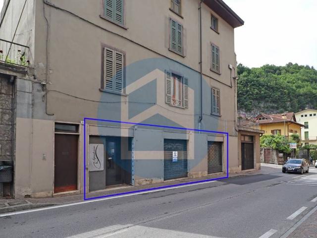 Locale Commerciale in affitto a Comunità montana della valle Camonica, Breno