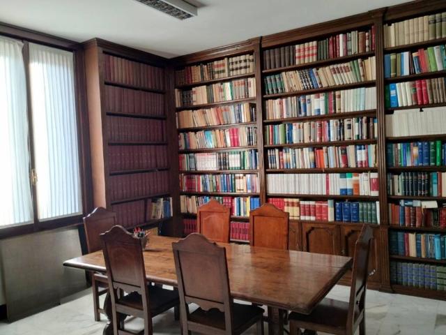 Locale Commerciale in affitto a Brescia