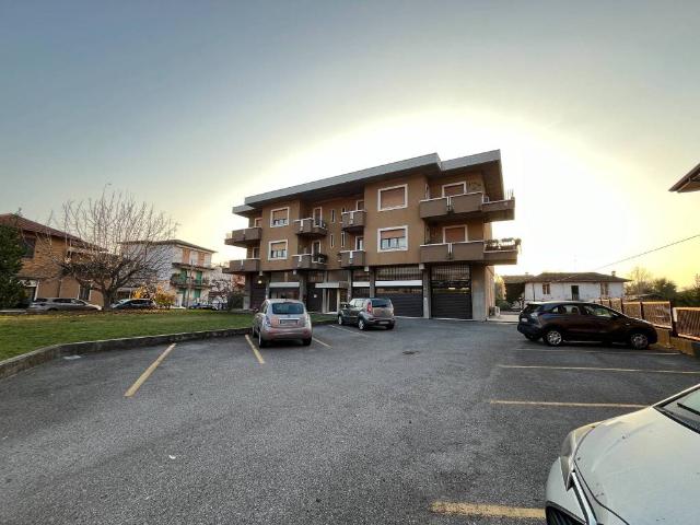 Locale Commerciale in affitto a Zona Ovest, Brescia