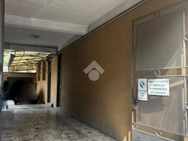 Locale Commerciale in affitto a Zona Sud, Brescia