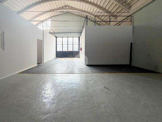 Locale Commerciale in affitto a Zona Est, Brescia