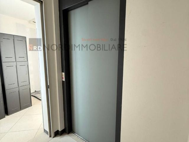 Locale Commerciale in affitto a Zona Nord, Brescia