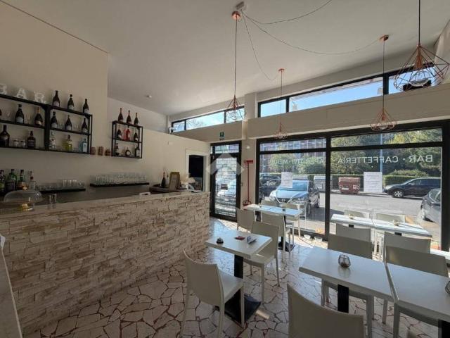 Locale Commerciale in affitto a Zona Nord, Brescia