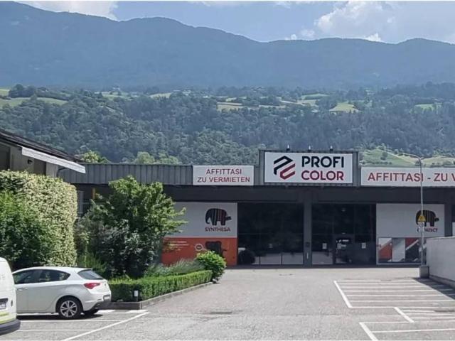 Locale Commerciale in affitto a Eisacktal - Valle Isarco, Trentino-Alto Adige/Südtirol