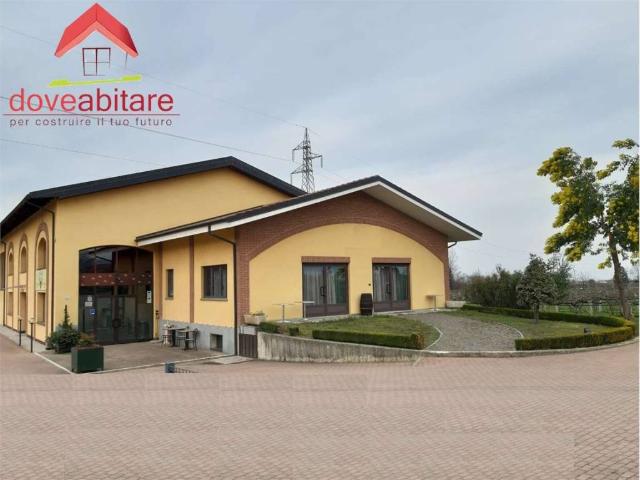Locale Commerciale in affitto a Piemonte, Torino