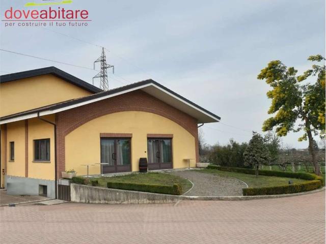 Locale Commerciale in affitto a Piemonte, Torino