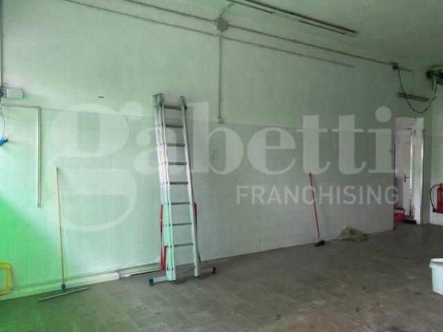 Locale Commerciale in affitto a Commenda, Puglia