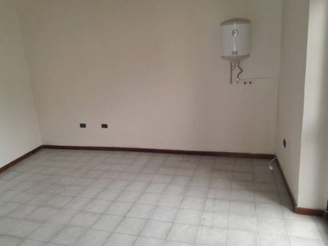 Locale Commerciale in affitto a Broni, Lombardia