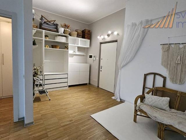 Locale Commerciale in affitto a Brugherio, Lombardia