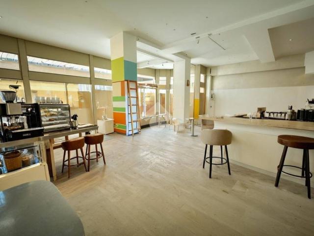 Locale Commerciale in affitto a Brugherio, Lombardia