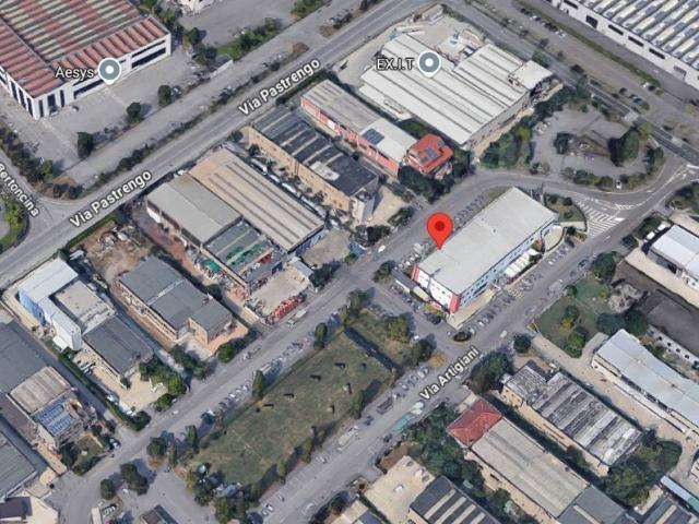 Locale Commerciale in affitto a Brusaporto, Lombardia