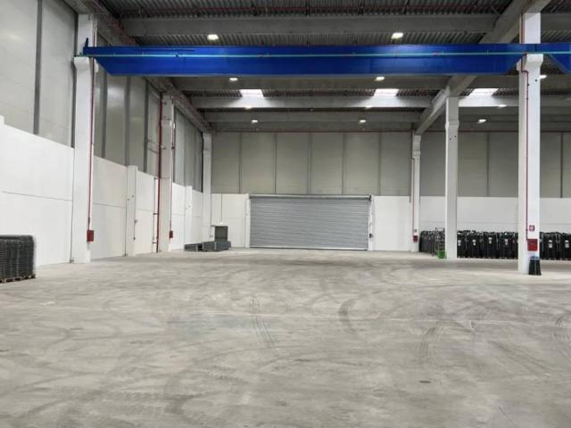 Locale Commerciale in affitto a Buccinasco, Lombardia