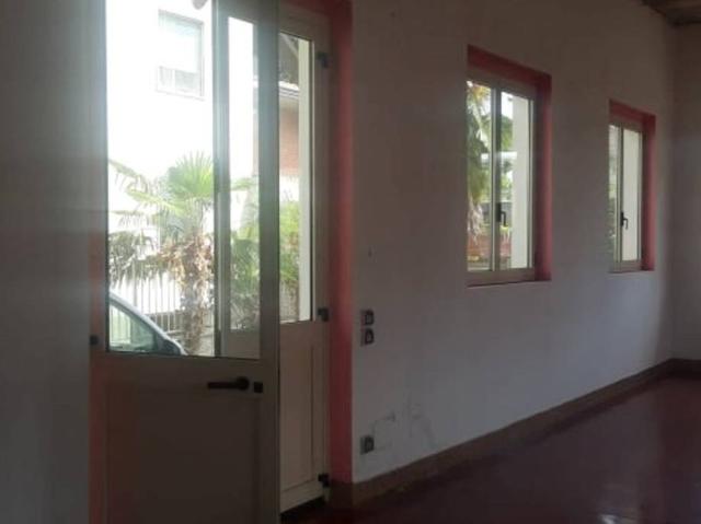 Locale Commerciale in vendita a Madonna Regina, Busto Arsizio