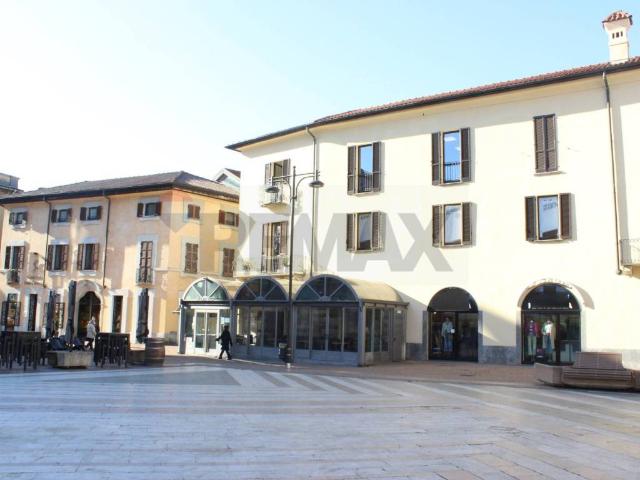 Locale Commerciale in affitto a San Giovanni, Busto Arsizio