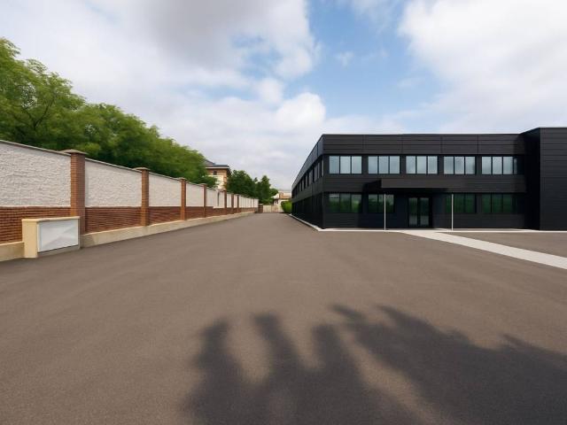Locale Commerciale in affitto a Busto Arsizio, Lombardia