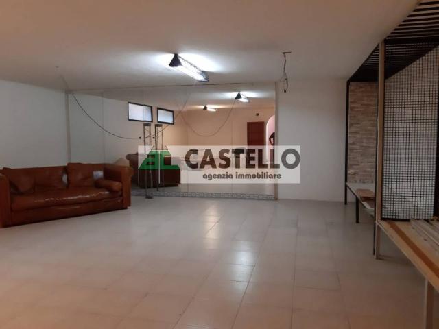 Locale Commerciale in affitto a Cadoneghe, Mejaniga