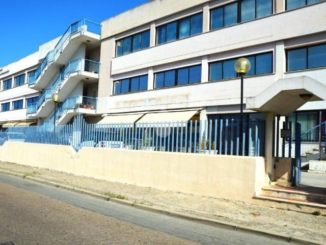 Locale Commerciale in affitto a Sant'Avendrace-Santa Gilla, Cagliari