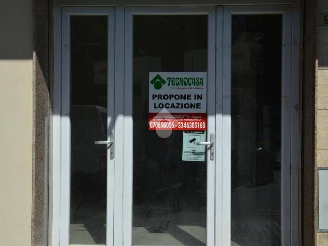 Locale Commerciale in affitto a Monte Urpinu, Cagliari