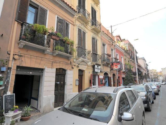 Locale Commerciale in affitto a Stampaxi/Stampace, Cagliari