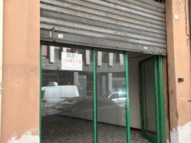 Locale Commerciale in affitto a Stampaxi/Stampace, Cagliari