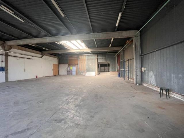 Locale Commerciale in affitto a Calcinato, Lombardia