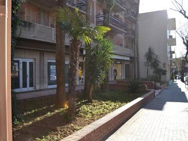 Locale Commerciale in affitto a Le Sfere, Caltagirone