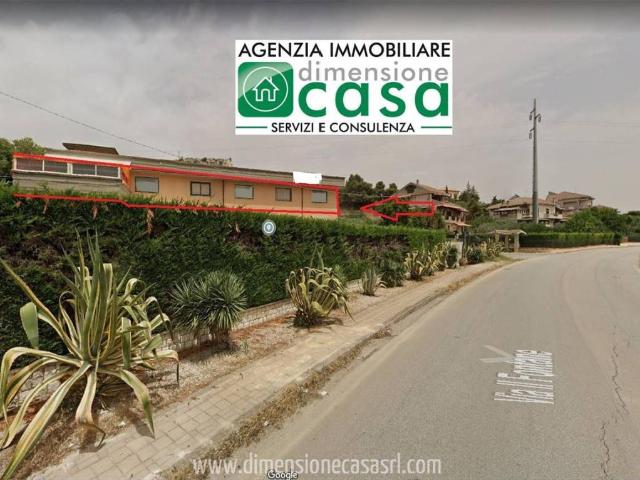 Locale Commerciale in affitto a Caltanissetta, Quartiere Provvidenza