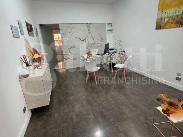 Locale Commerciale in affitto a Caltanissetta
