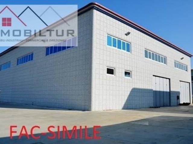 Locale Commerciale in affitto a La Villa, Campi Bisenzio