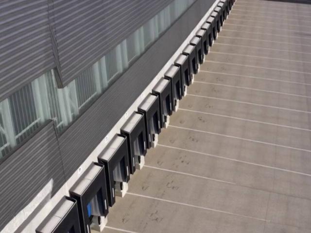 Locale Commerciale in affitto a San Lorenzo, Campi Bisenzio