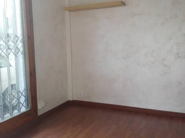 Locale Commerciale in affitto a Campobasso, Molise