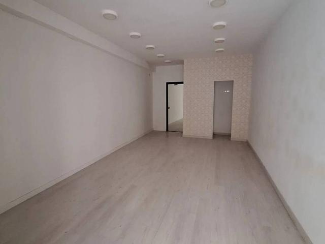 Locale Commerciale in affitto a Campobasso, Molise
