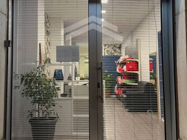 Locale Commerciale in affitto a Campobasso, Molise