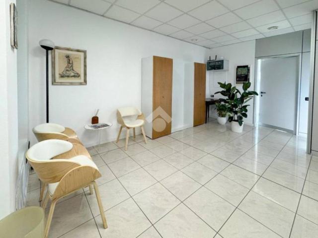 Locale Commerciale in affitto a Reschigliano, Campodarsego