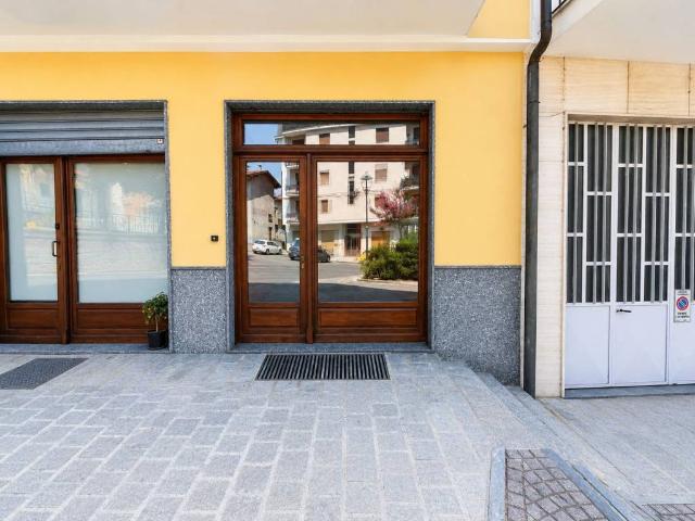 Locale Commerciale in affitto a Piemonte, Cuneo