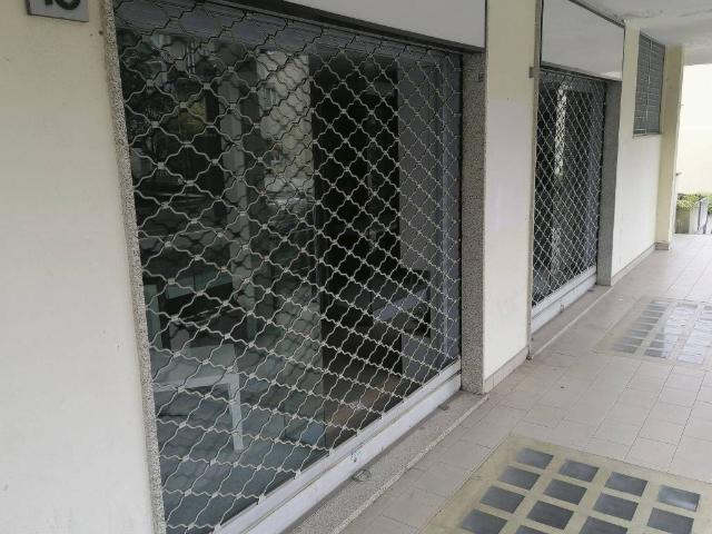 Locale Commerciale in vendita a Canegrate, Lombardia