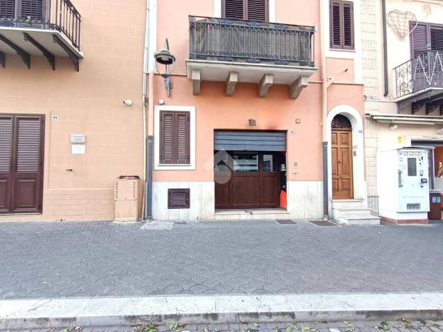 Locale Commerciale in affitto a Capaci, Sicilia