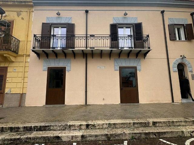 Locale Commerciale in affitto a Capaci, Sicilia