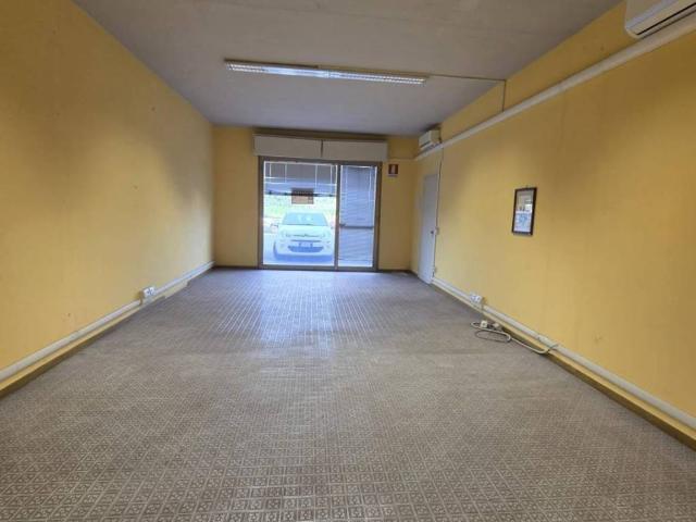 Locale Commerciale in affitto a Zone, Capannori