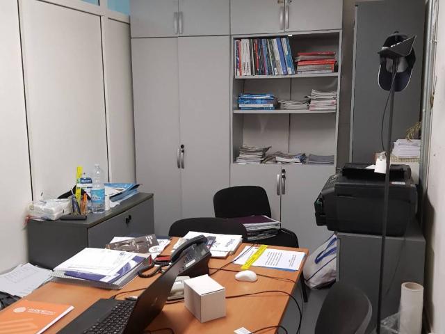 Locale Commerciale in affitto a Capannori, Lucca