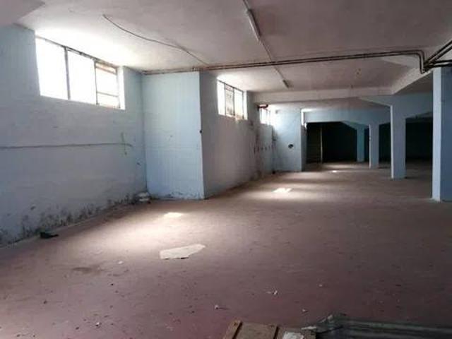 Locale Commerciale in affitto a Sacro Cuore, Capodimonte