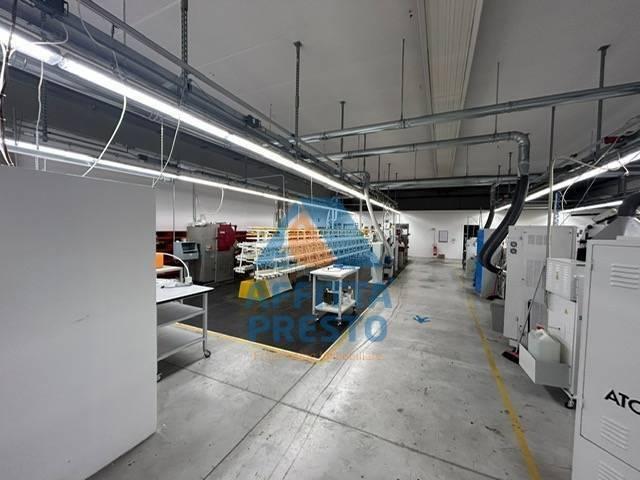 Locale Commerciale in affitto a Unione dei Comuni Circondario dell'Empolese Valdelsa, Capraia