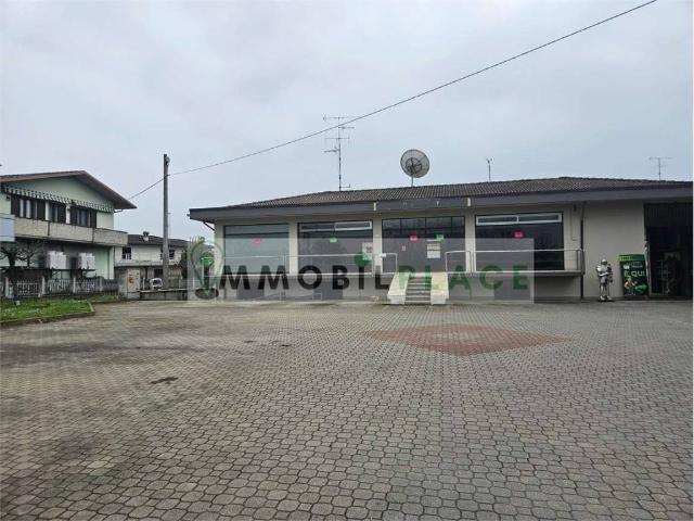Locale Commerciale in affitto a Capriano Del Colle, Lombardia