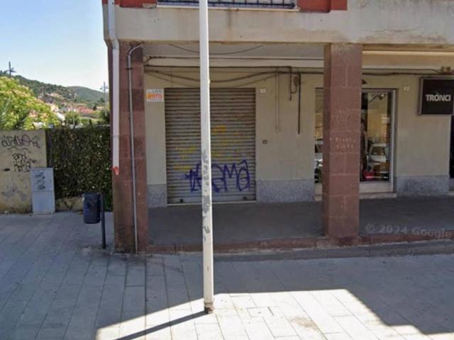 Locale Commerciale in affitto a Rinascita, Carbonia