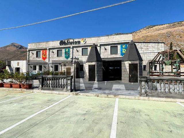 Locale Commerciale in affitto a Piraineto, Carini