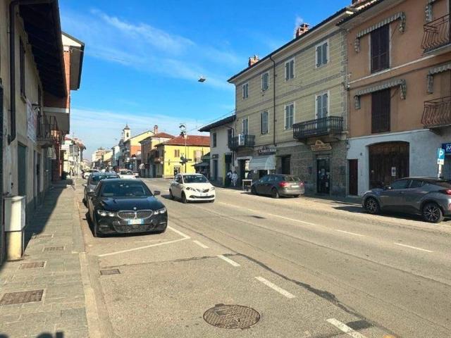 Locale Commerciale in affitto a Piemonte, Torino