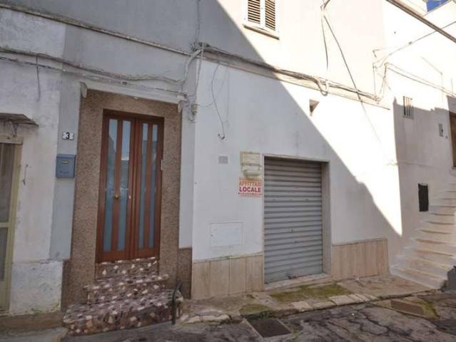Locale Commerciale in affitto a Puglia, Brindisi