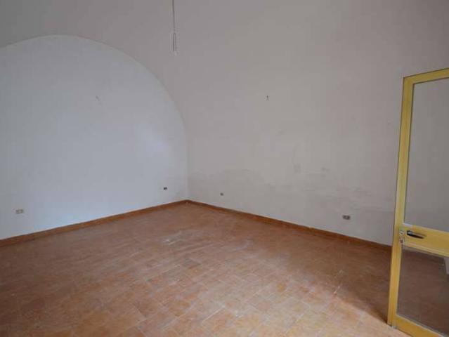 Locale Commerciale in affitto a Puglia, Brindisi