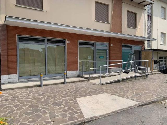 Locale Commerciale in affitto a Unione delle Terre d'Argine, Carpi